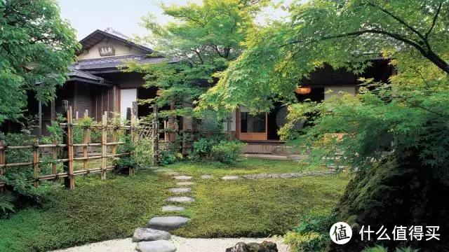 如何打造一个超小的日本庭院？